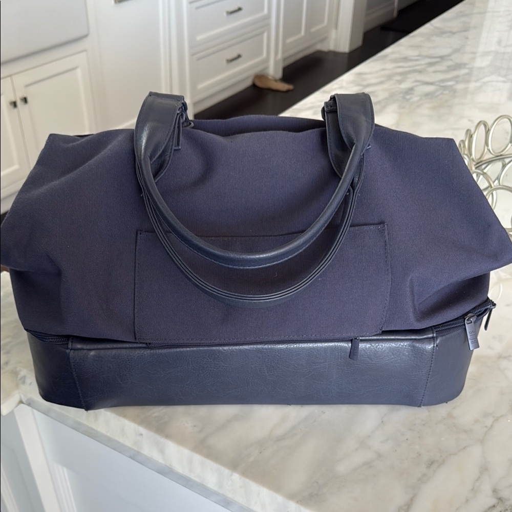 Stylish Navy Blue Beis full size bag